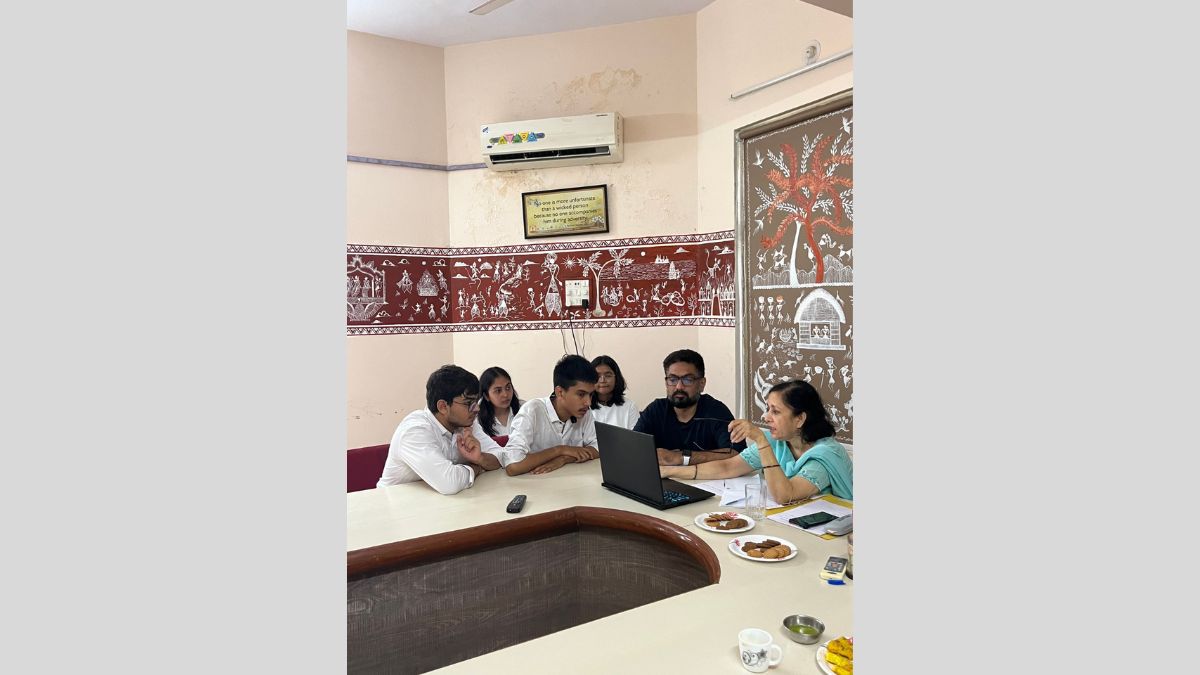 વિદ્યાર્થી સ્ટાર્ટઅપ અને ઇનોવેશન પોલિસી – આઇડિયા પિચિંગ ઈવેન્ટ, સાર્વજનિક યુનિવર્સિટી
